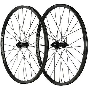 $569 | 40% Off Industry Nine Classic Enduro S 29” Wheelset