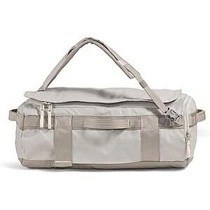 $97.93 | 32L THE NORTH FACE Unisex Base Camp Voyager at Amazon